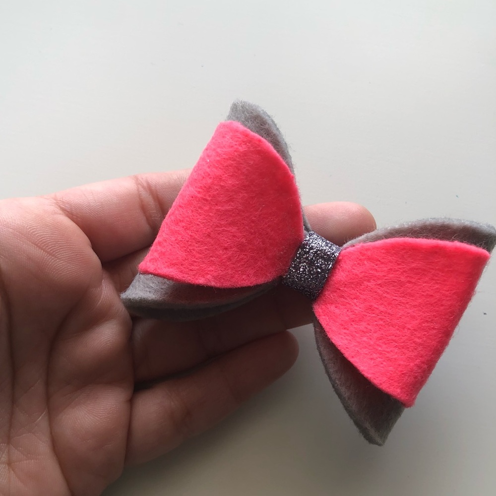 Bow clip
